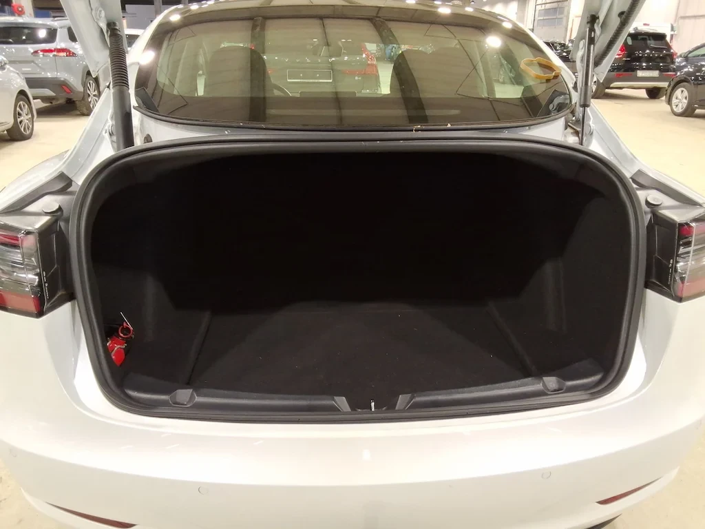 Tesla Model 3 LONG RANGE DUAL MOTOR 4WD, снимка 10 - Автомобили и джипове - 55177064