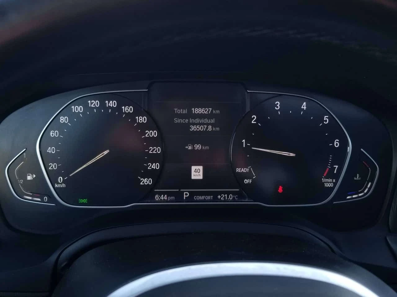 BMW 330 * 330i M SPORT| NAV| CAMERA/SENSORS| WIRE LESS CHA, снимка 11 - Автомобили и джипове - 55545556