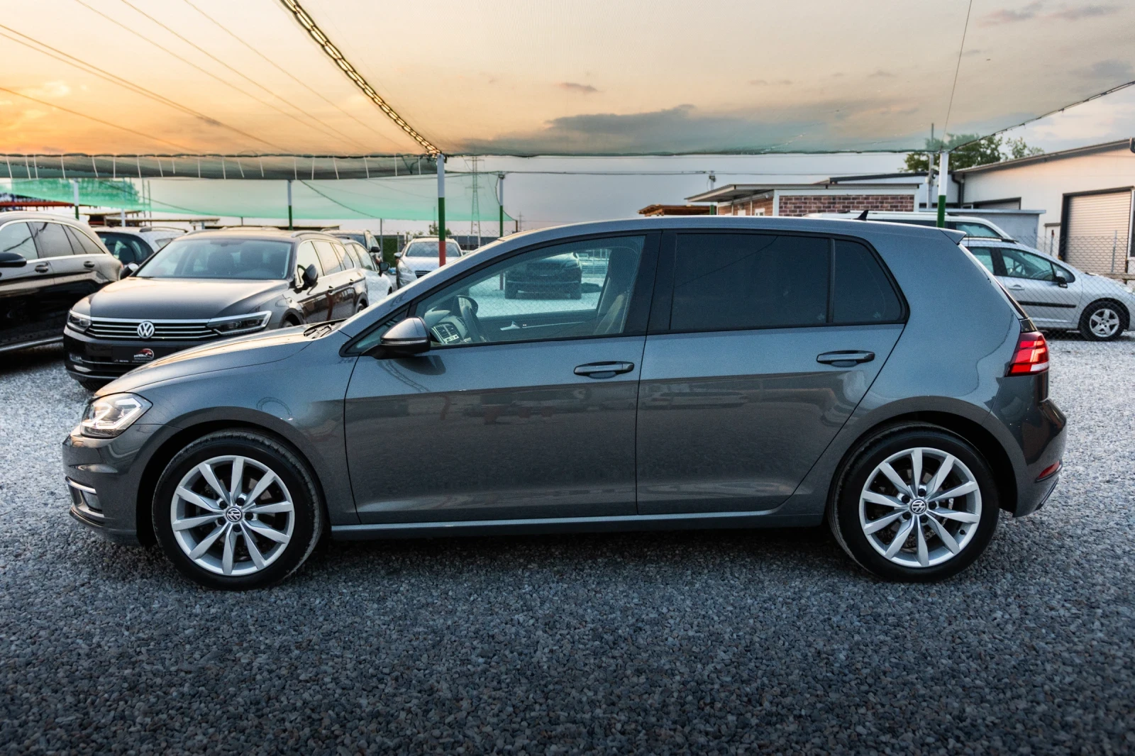VW Golf VII.5 2.0TDI::Highline, снимка 5 - Автомобили и джипове - 55671040