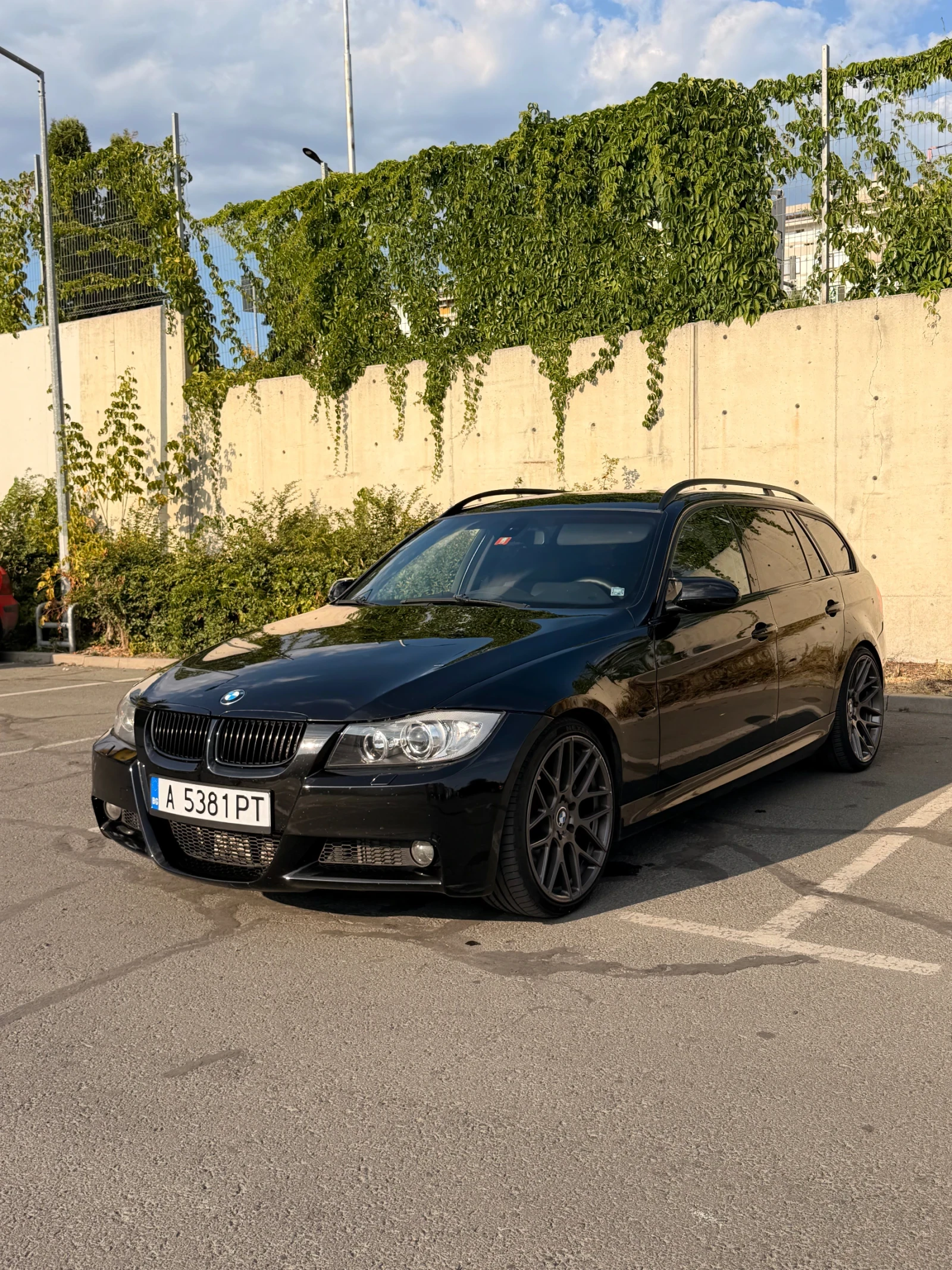 BMW 335, снимка 2 - Автомобили и джипове - 55970300