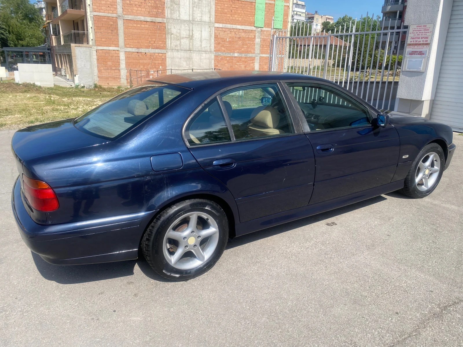 BMW 530, снимка 6 - Автомобили и джипове - 56608316