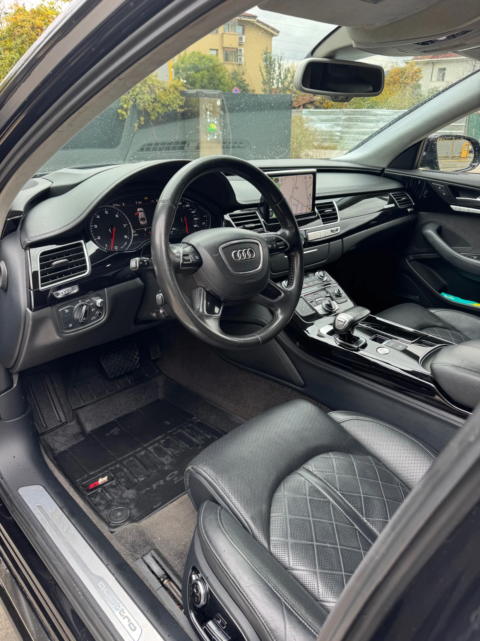 Audi A8 Long 4.0TFSI Quattro Matrix, снимка 10 - Автомобили и джипове - 56727535