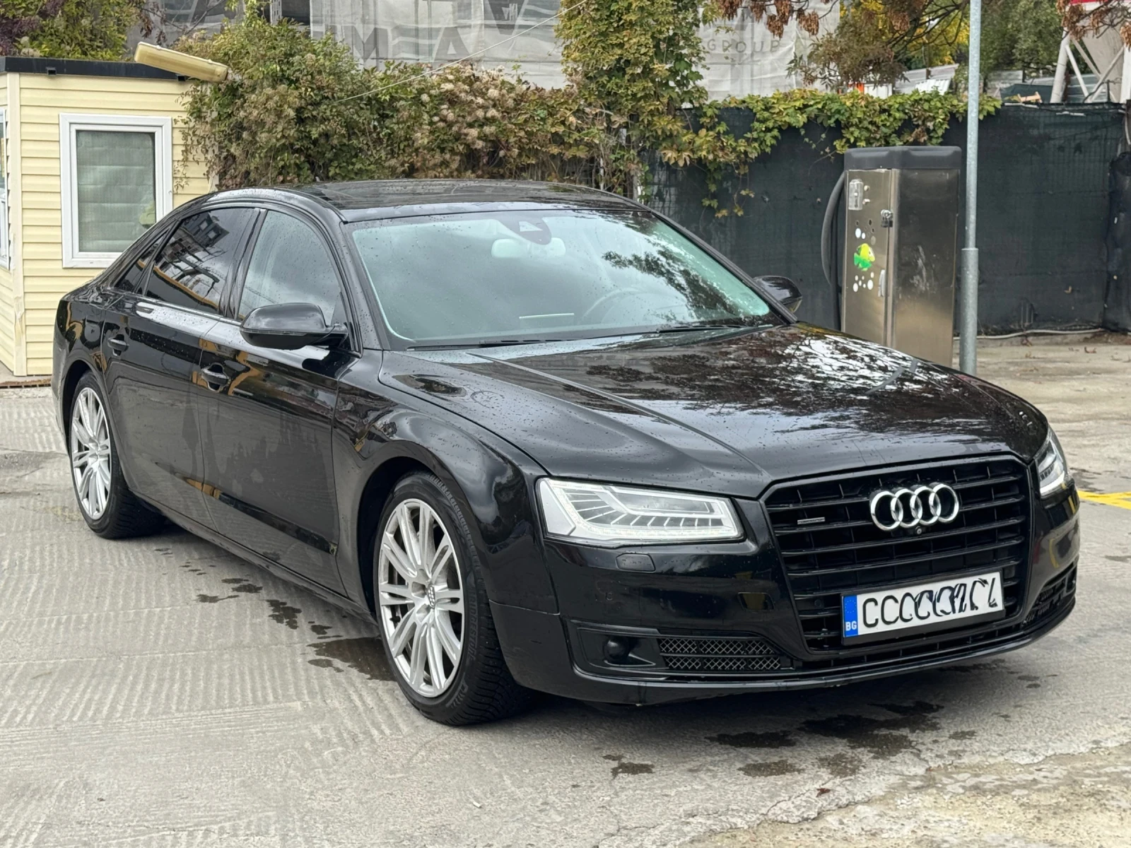 Audi A8 Long 4.0TFSI Quattro Matrix, снимка 5 - Автомобили и джипове - 56727535