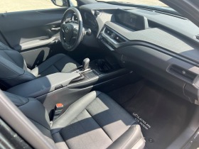 Lexus UX 300e, снимка 13