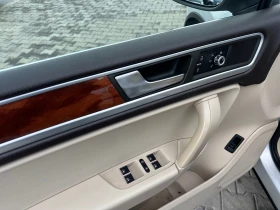 VW Touareg 3.0TDI* 239kc* BLUEMOTION* NAVI* LED* TOP*  - 13800 € / 26990.45 лв. - 70080230 12