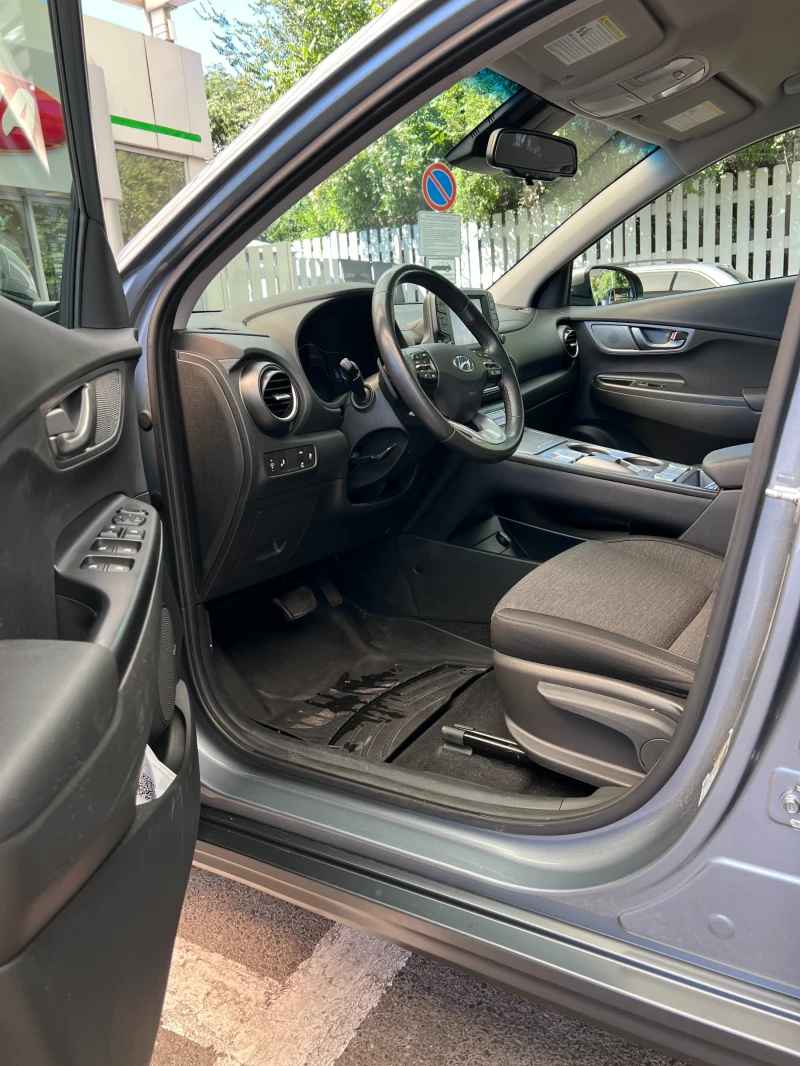 Hyundai Kona 64 KW, снимка 9 - Автомобили и джипове - 36676676