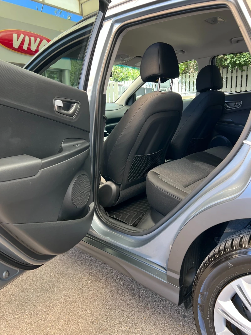 Hyundai Kona 64 KW, снимка 13 - Автомобили и джипове - 36676676