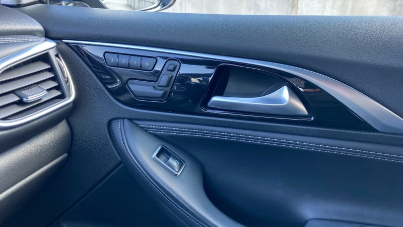 Infiniti QX30 2.0t AWD 7 DCT LUXЕ TE, снимка 9 - Автомобили и джипове - 52571238