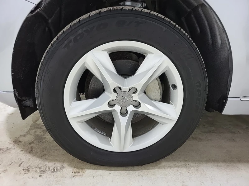 Audi Q5 * 2.0T KOMFORT * CARFAX * ЦЕНА ДО БГ, снимка 13 - Автомобили и джипове - 53332591