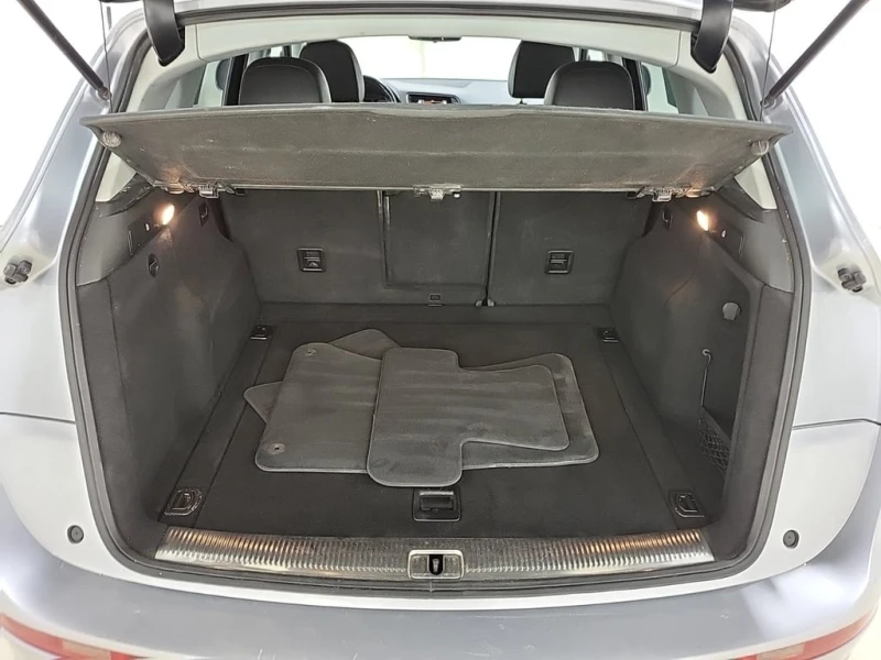 Audi Q5 * 2.0T KOMFORT * CARFAX * ЦЕНА ДО БГ, снимка 16 - Автомобили и джипове - 53332591