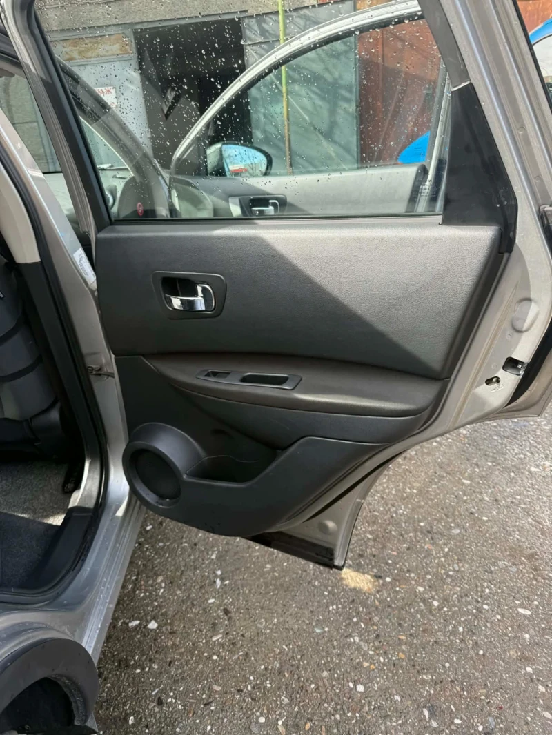 Nissan Qashqai УНИКАТ, снимка 8 - Автомобили и джипове - 53484186