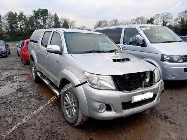 Toyota Hilux, снимка 2 - Автомобили и джипове - 47257646