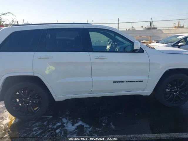 Jeep Grand cherokee 2018 JEEP GRAND CHEROKEE ALTITUDE 4X4, снимка 8 - Автомобили и джипове - 48078579