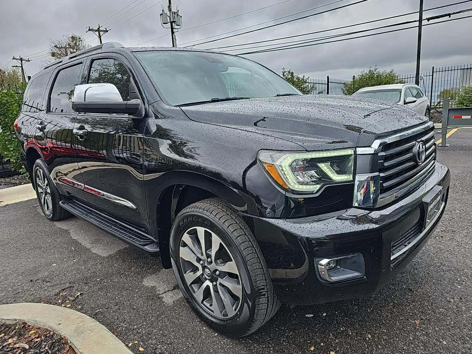 Toyota Sequoia LIMITED 5.7L CAR PLAY/ПОДГРЕВИ/ШИБЕДАХ, снимка 1