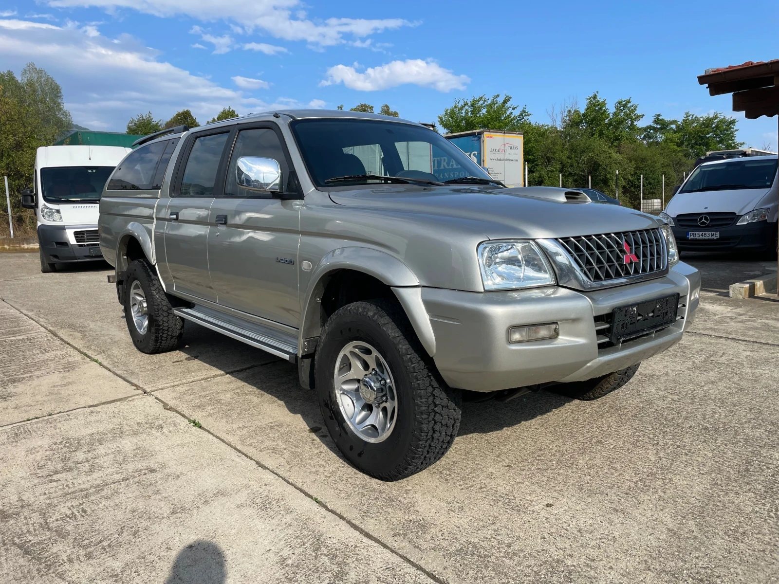Mitsubishi L200  SPORT// 2.5TDi//4x4//КЛИМАТРОНИК - изображение 3