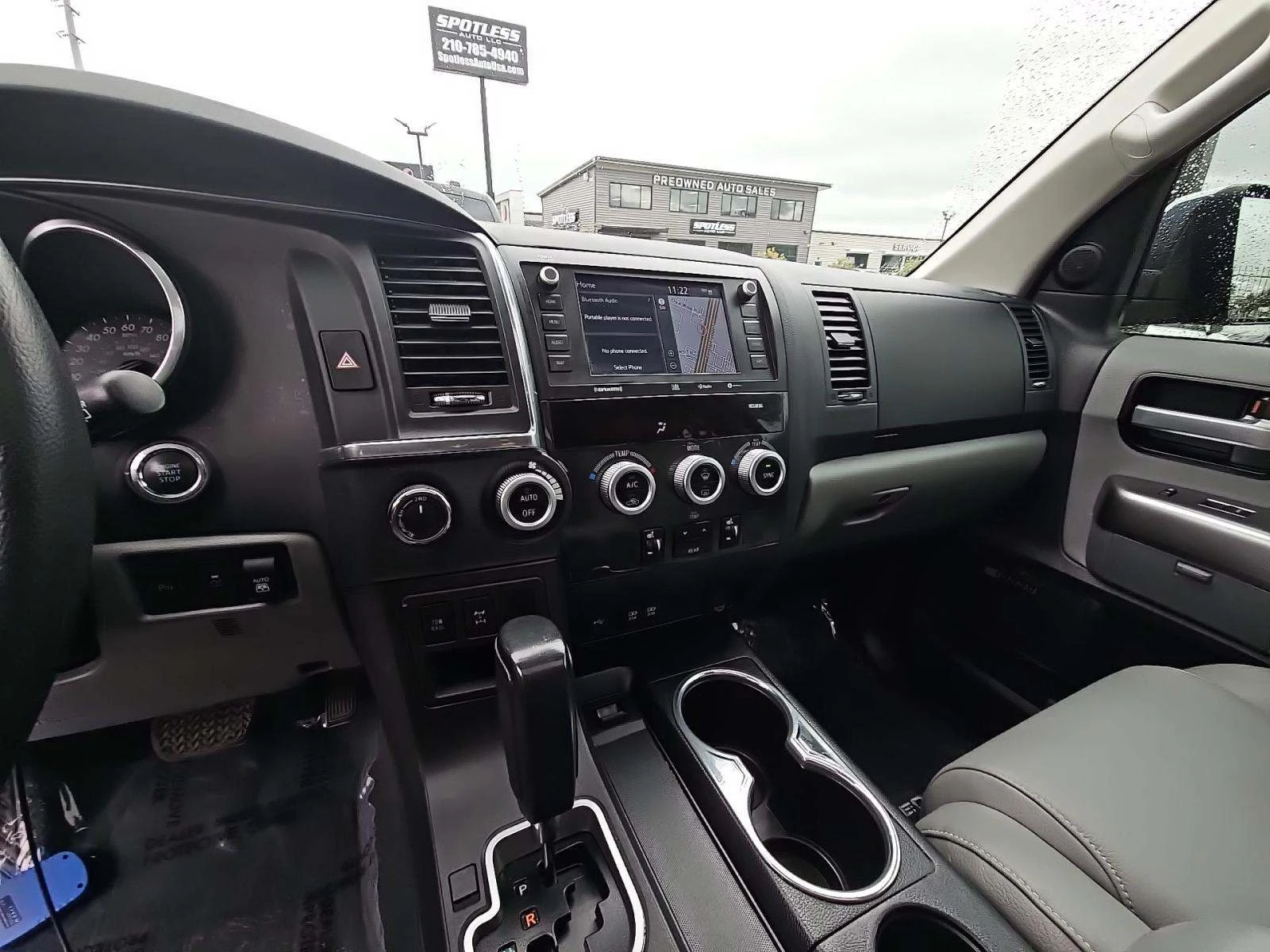 Toyota Sequoia LIMITED 5.7L CAR PLAY/��������/������� | Mobile.bg � ����������� 6