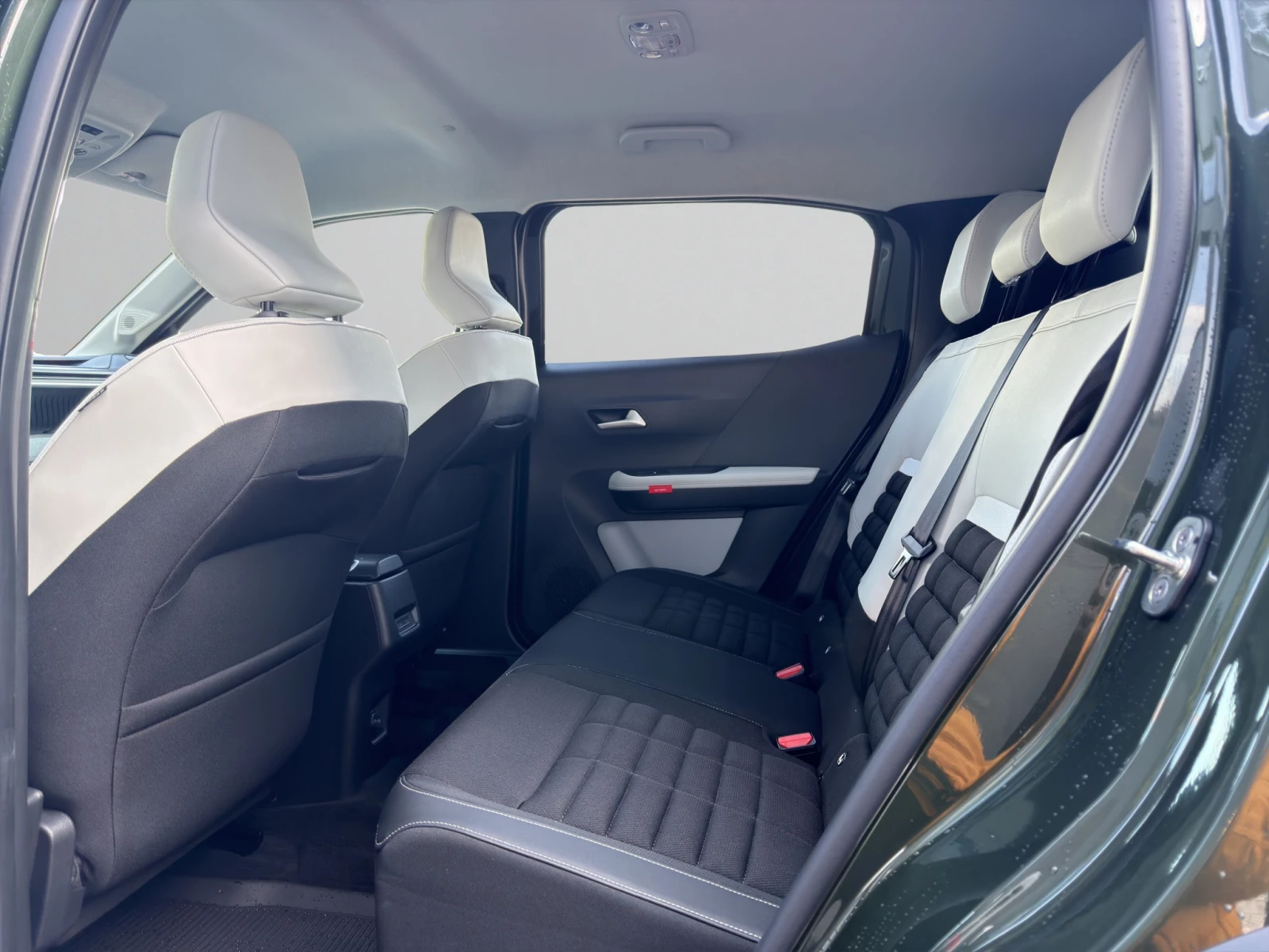 Citroen C3 Aircross MAX HYBRID 145 Automatic E6 �������� �� 02.2026 �. | Mobile.bg � ����������� 12