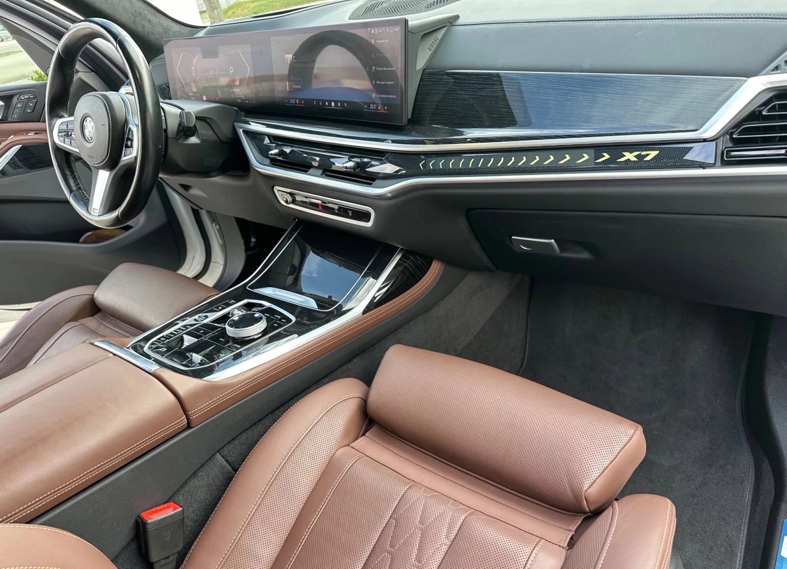 BMW X7 M-Sport xDrive 6+ 1, снимка 10 - Автомобили и джипове - 53795745