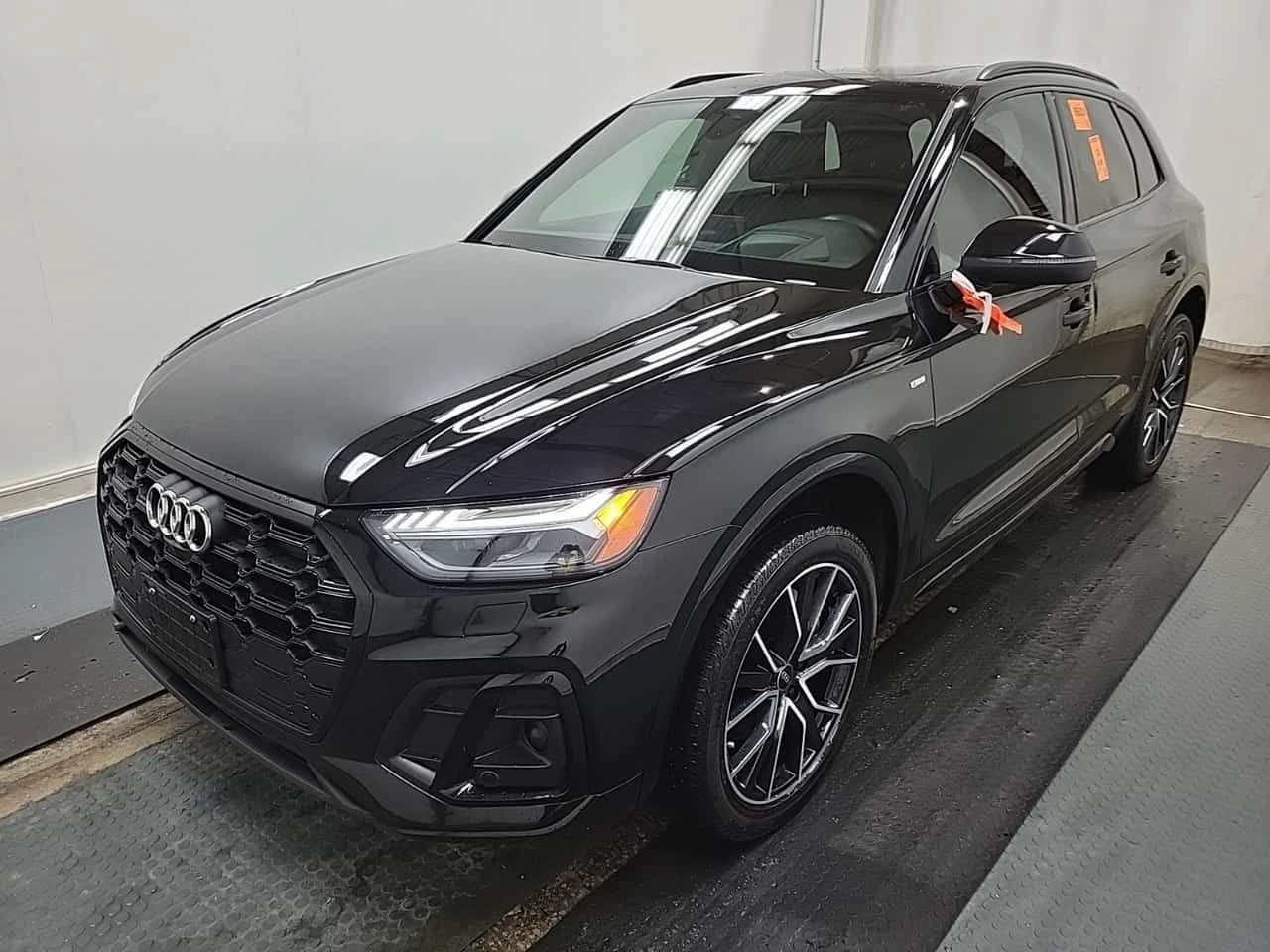 Audi Q5 45TFSI S-LINE PRESTIGE * CARFAX * Един собственик 
