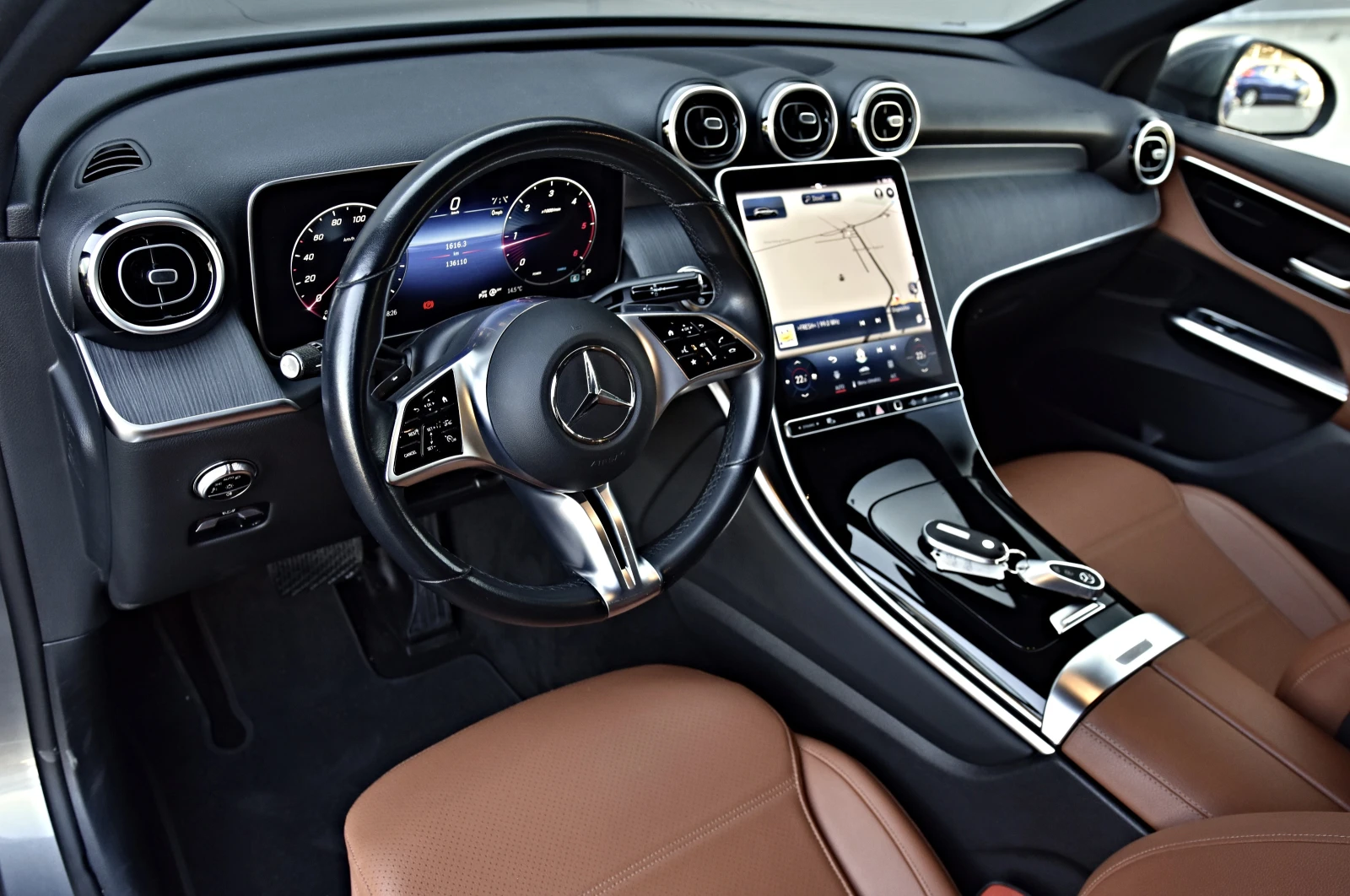 Mercedes-Benz GLC 220 220 //камера//подгрев//, снимка 9 - Автомобили и джипове - 55425125