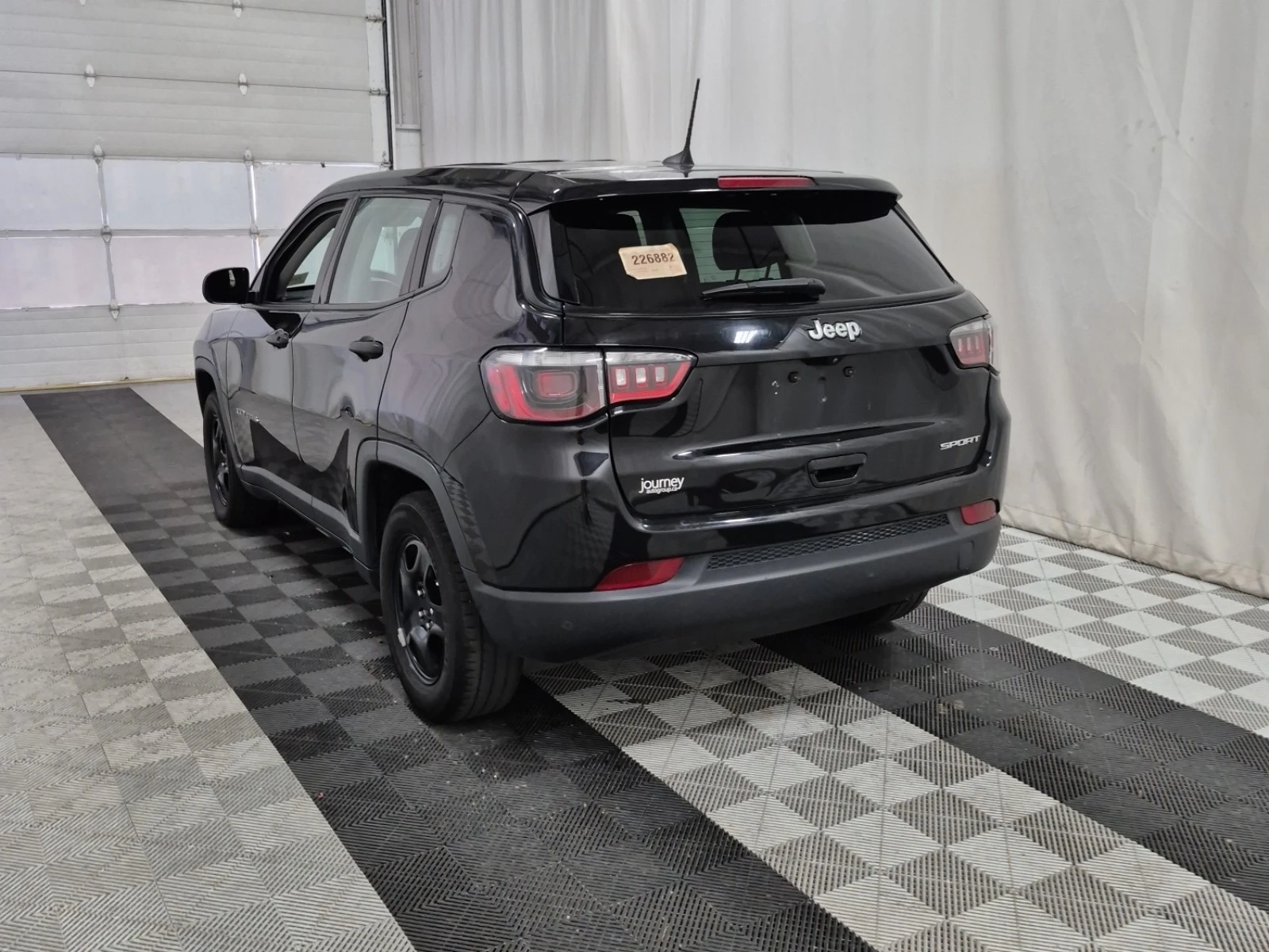 Jeep Compass 2.4L 4cyl Front Wheel Drive | Mobile.bg � ����������� 4