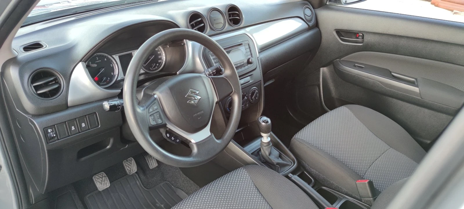 Suzuki Vitara 1.6DDIS* 120к.с* , снимка 10 - Автомобили и джипове - 55683937