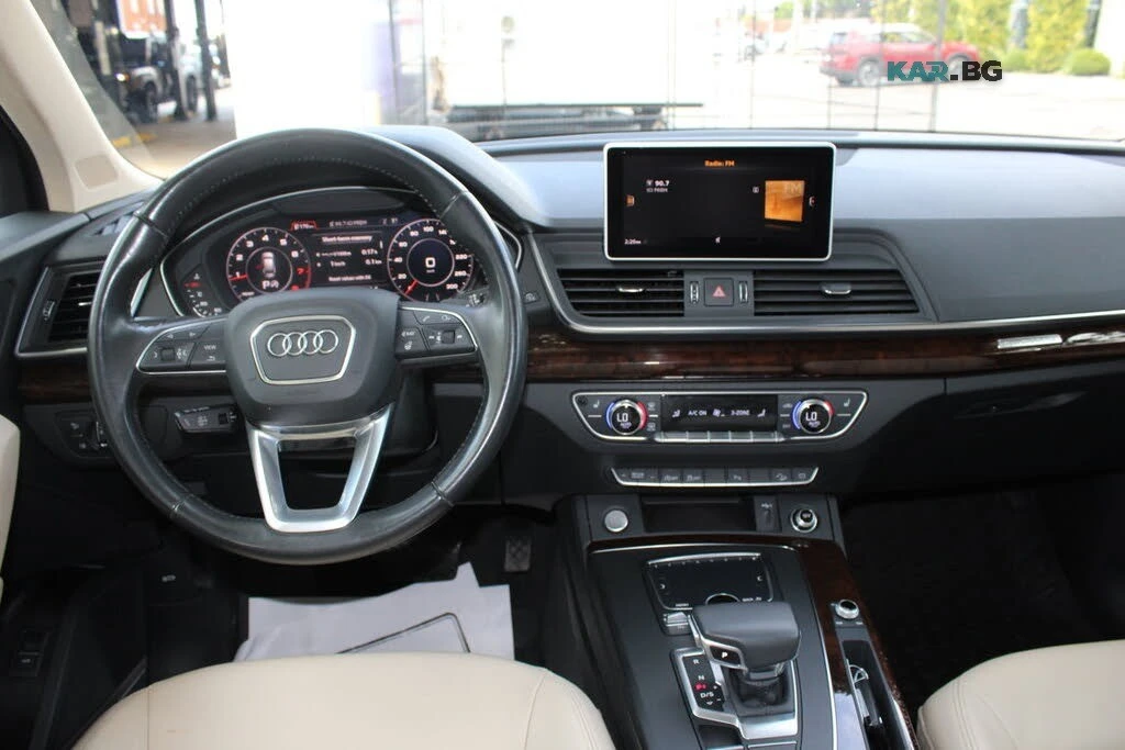 Audi Q5 Technik * 360 * Full * АвтоКредит * (ЦЕНА ДО БГ), снимка 9 - Автомобили и джипове - 55892738