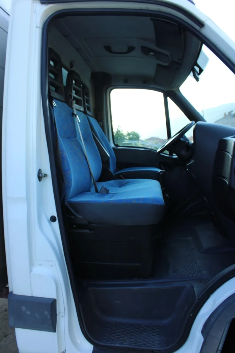 Iveco Daily 50С13* 5.20метра+ Конструкция* Б-категория, снимка 10 - Бусове и автобуси - 50787565
