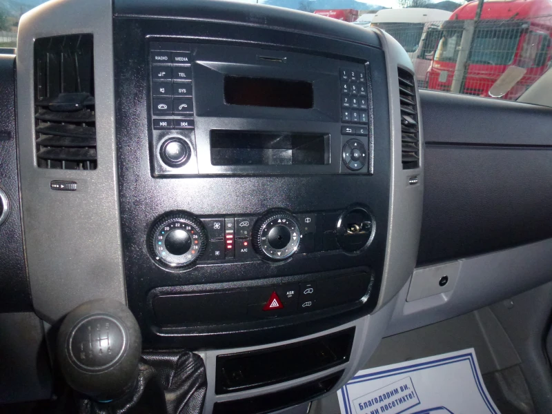 Mercedes-Benz Sprinter 315 ХЛАДИЛЕН, снимка 11 - Бусове и автобуси - 52380041