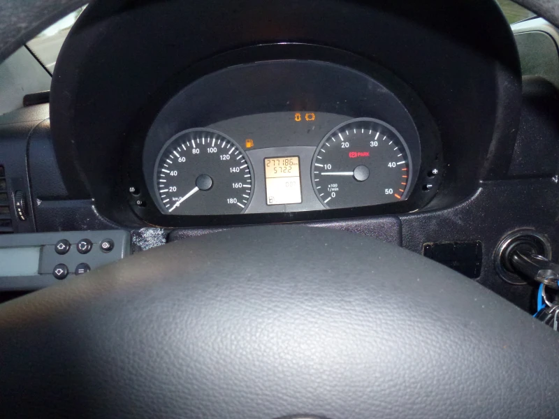 Mercedes-Benz Sprinter 315 ХЛАДИЛЕН, снимка 9 - Бусове и автобуси - 52380041