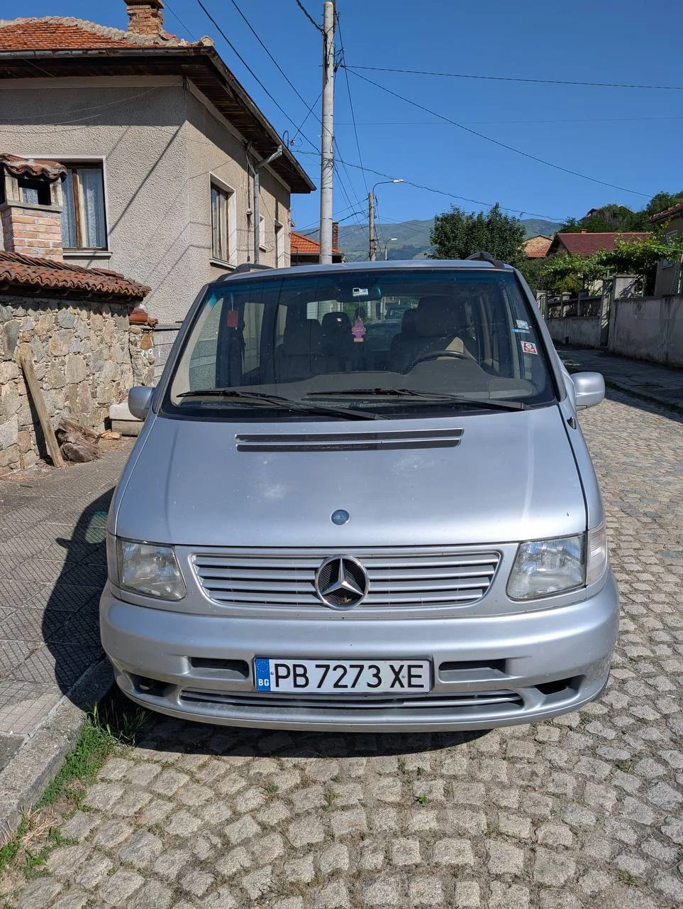 Mercedes-Benz V 220