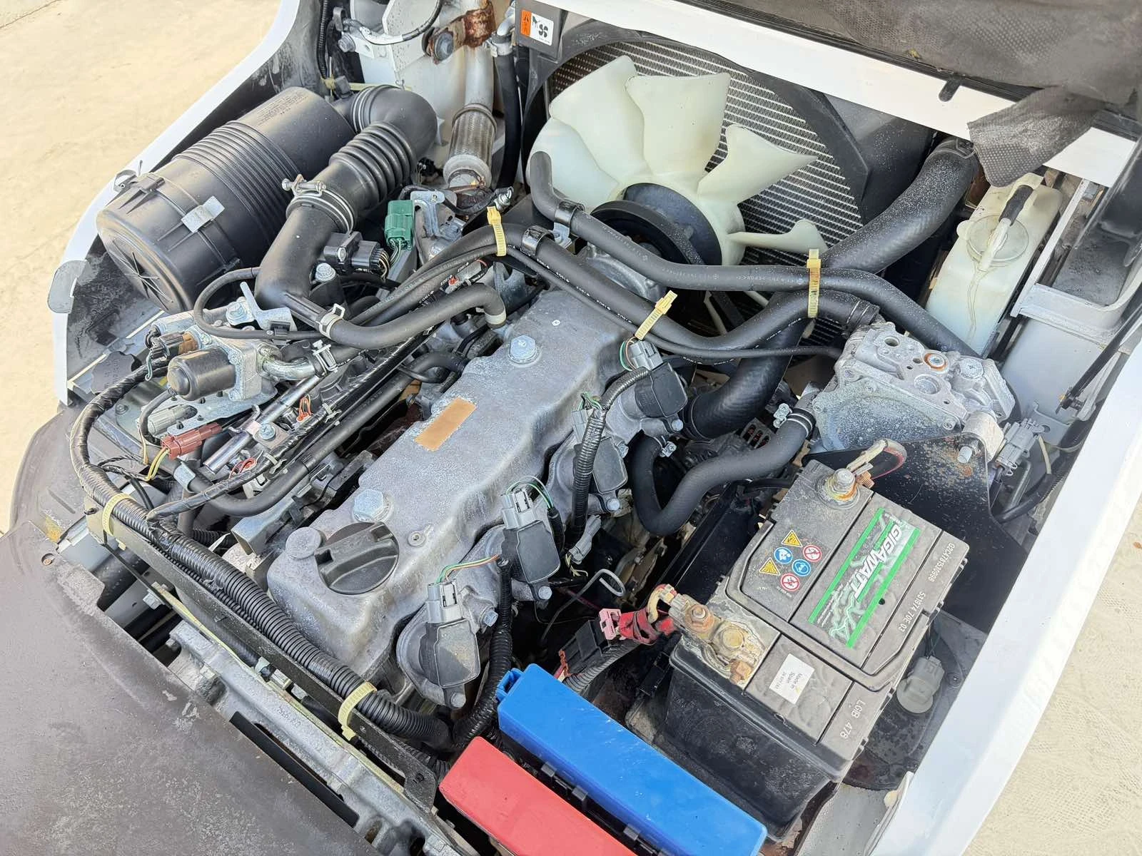 Мотокар Nissan АВТОМАТ* ГАЗ-БЕНЗИН* ОБСЛУЖЕН* КАТО НОВ, снимка 17 - Индустриална техника - 55823345