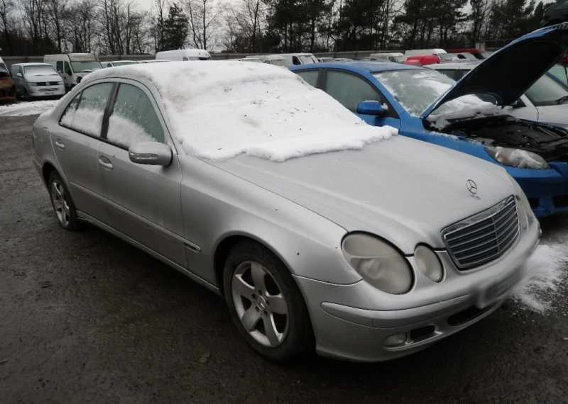 Двигател за Mercedes-Benz E 320, снимка 2 - Части - 20333252