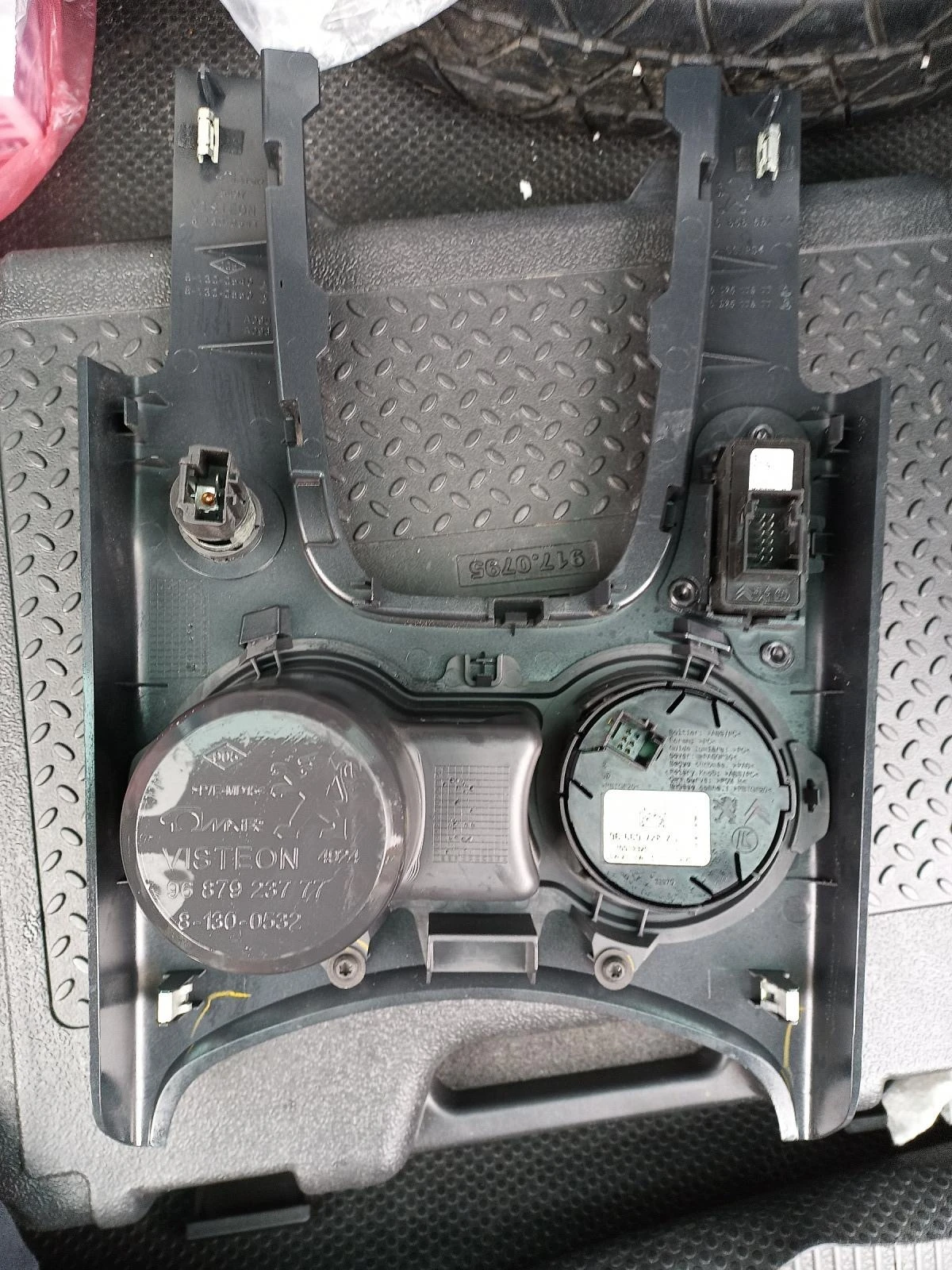   3008   | Mobile.bg   2