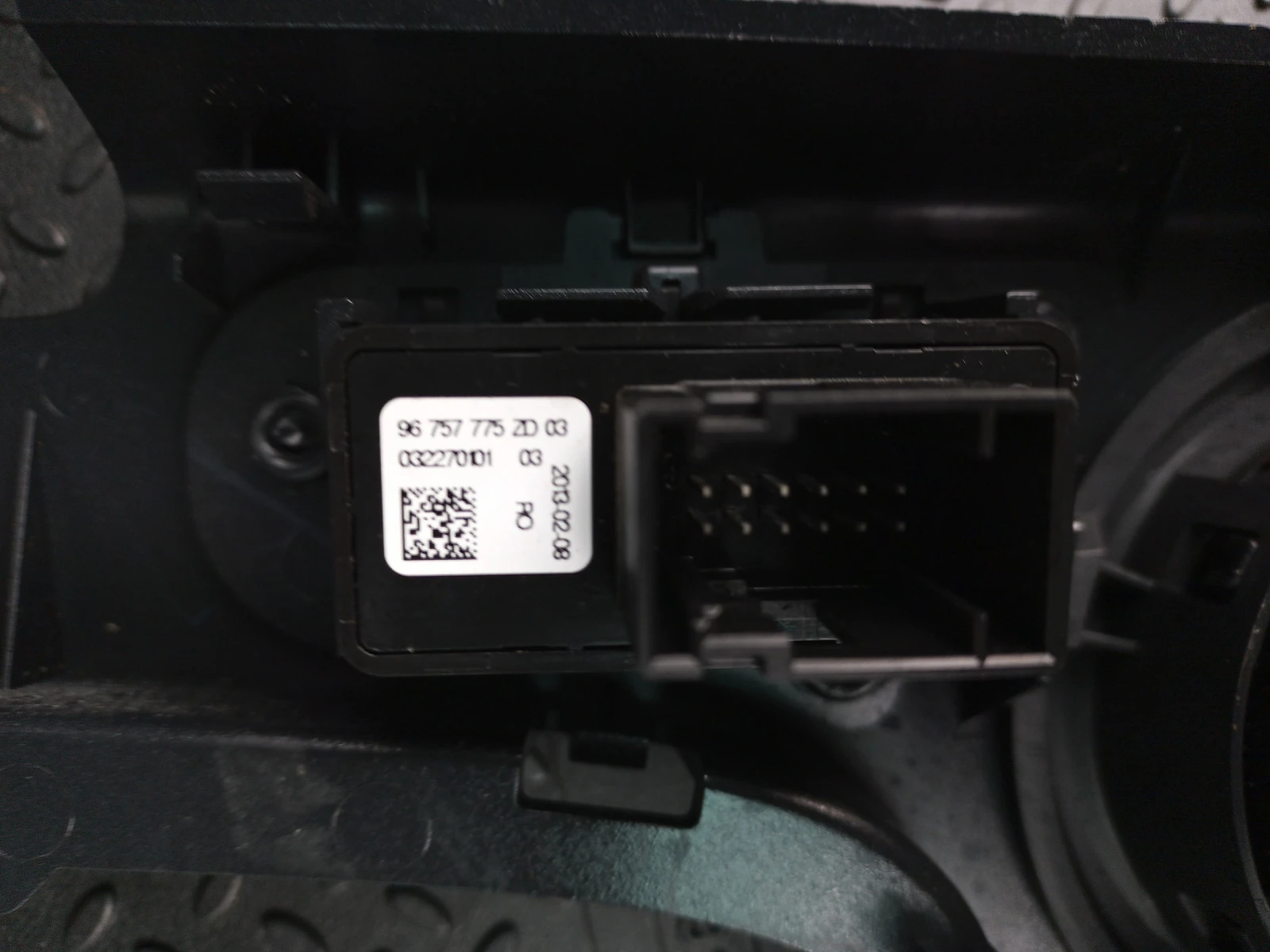   3008   | Mobile.bg   5