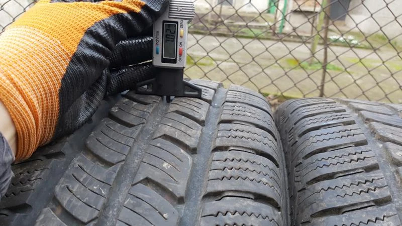 Гуми Всесезонни 225/75R16, снимка 5 - Гуми и джанти - 27927443