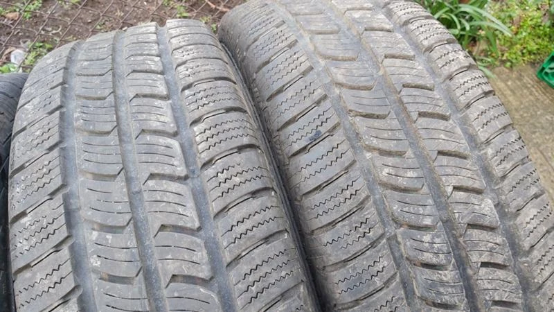 Гуми Всесезонни 225/75R16, снимка 4 - Гуми и джанти - 27927443