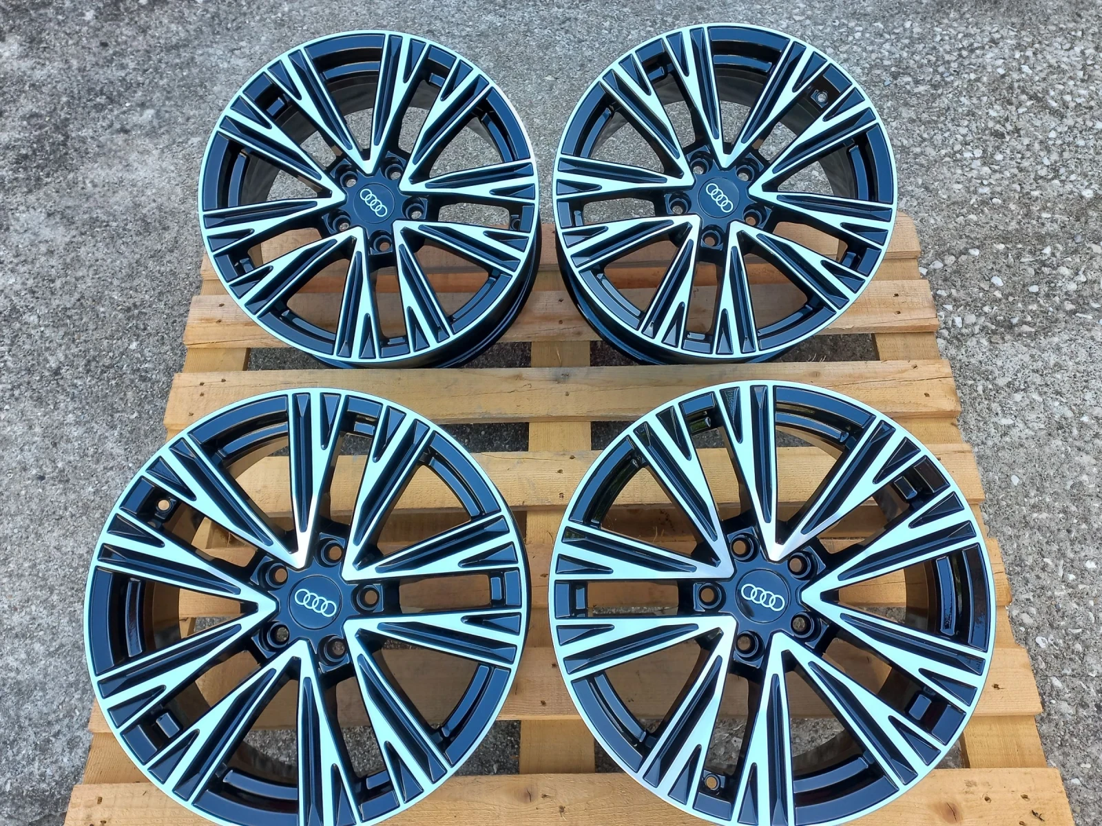 Джанти за Audi, снимка 8 - Гуми и джанти - 54086270