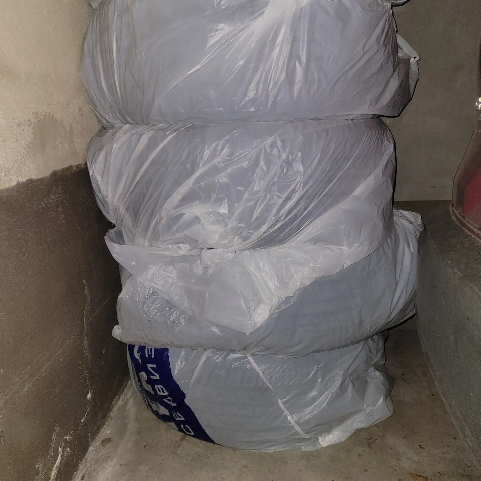 Гуми Всесезонни 285/45R22, снимка 6 - Гуми и джанти - 54980767