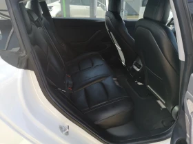 Tesla Model 3 Long Range, снимка 10