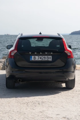 Volvo V60 D4 Business Edition, снимка 5