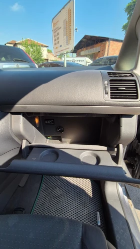 VW Touran 2.0 TDI | Mobile.bg    13