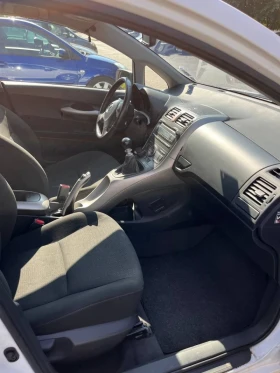 Toyota Auris 2.2 D-4D - 3200 € / 6258.66 лв. - 39487317 7