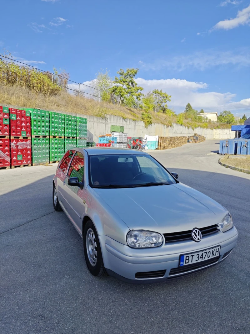 VW Golf 1.9 TDI 110, снимка 1 - Автомобили и джипове - 47318258