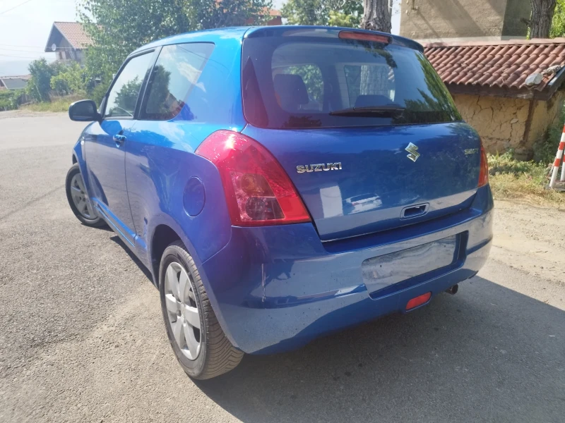 Suzuki Swift 1.3 DDiS (100хил.км) ТОП състояние , снимка 4 - Автомобили и джипове - 49062085