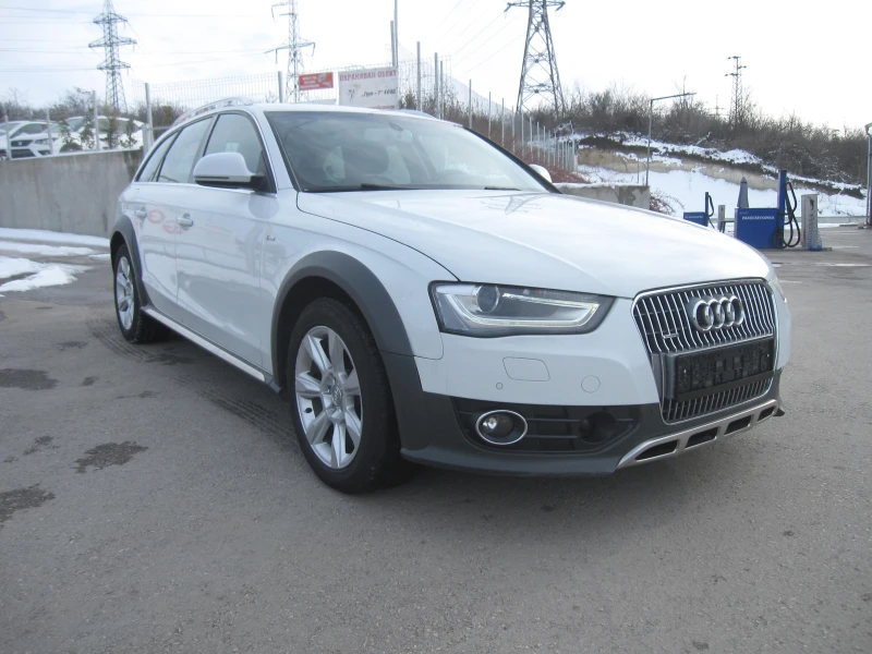 Audi A4 Allroad 2, 0-TDI S-Line.Full Екстри, снимка 2 - Автомобили и джипове - 49233399