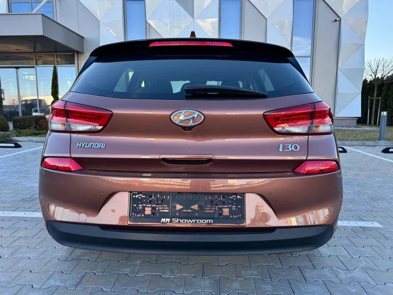 Hyundai I30 АВТОМАТИК-1.6CRDI-КАМЕРА-ПОДГРЕВИ-НАВИ-, снимка 6 - Автомобили и джипове - 49411924