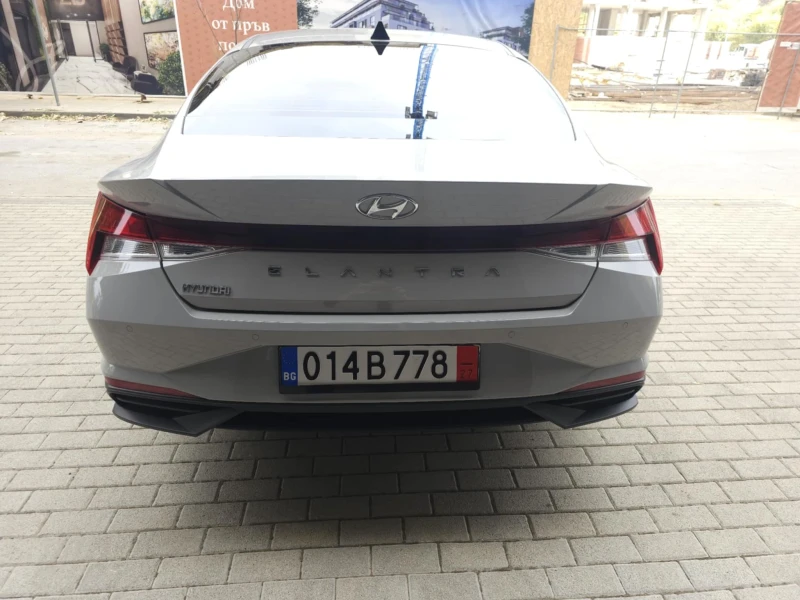 Hyundai Elantra 1.6 Limited , снимка 4 - Автомобили и джипове - 49491452