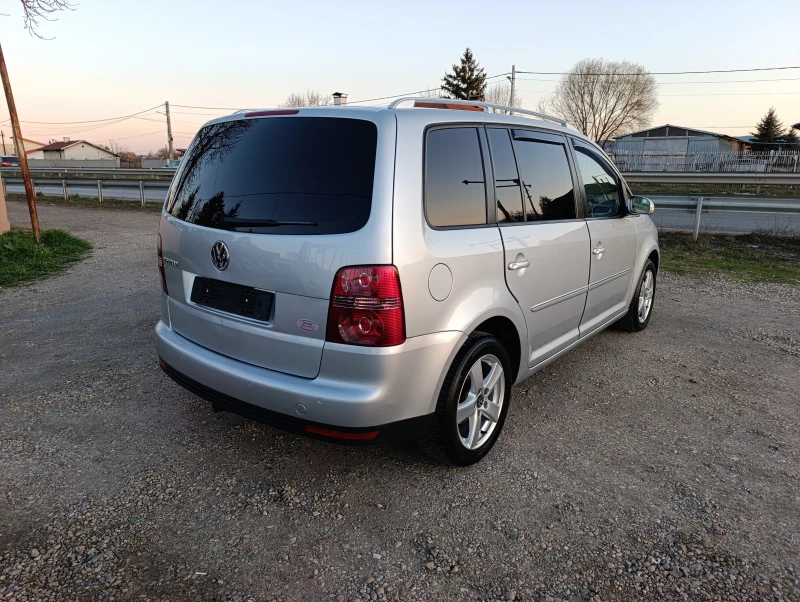 VW Touran 2.0TDI-140кс.-8 клапана тип BMM, снимка 7 - Автомобили и джипове - 49564530