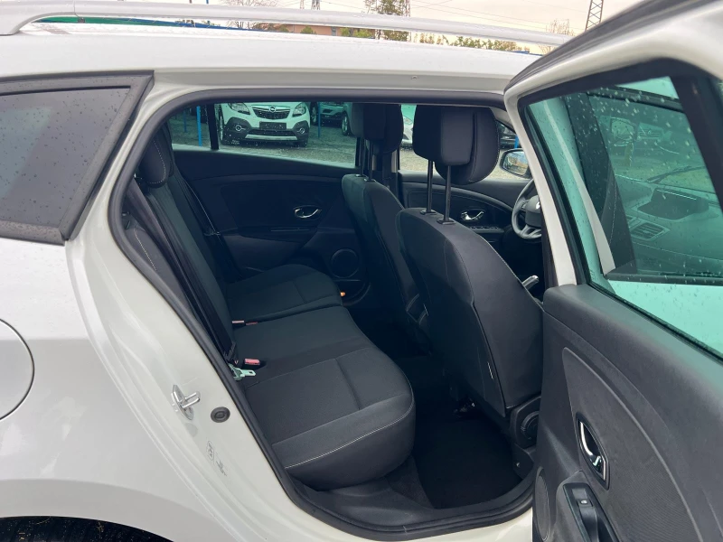 Renault Megane 1, 5DCi АВТОМАТИК НАВИГАЦИЯ, снимка 11 - Автомобили и джипове - 51217215